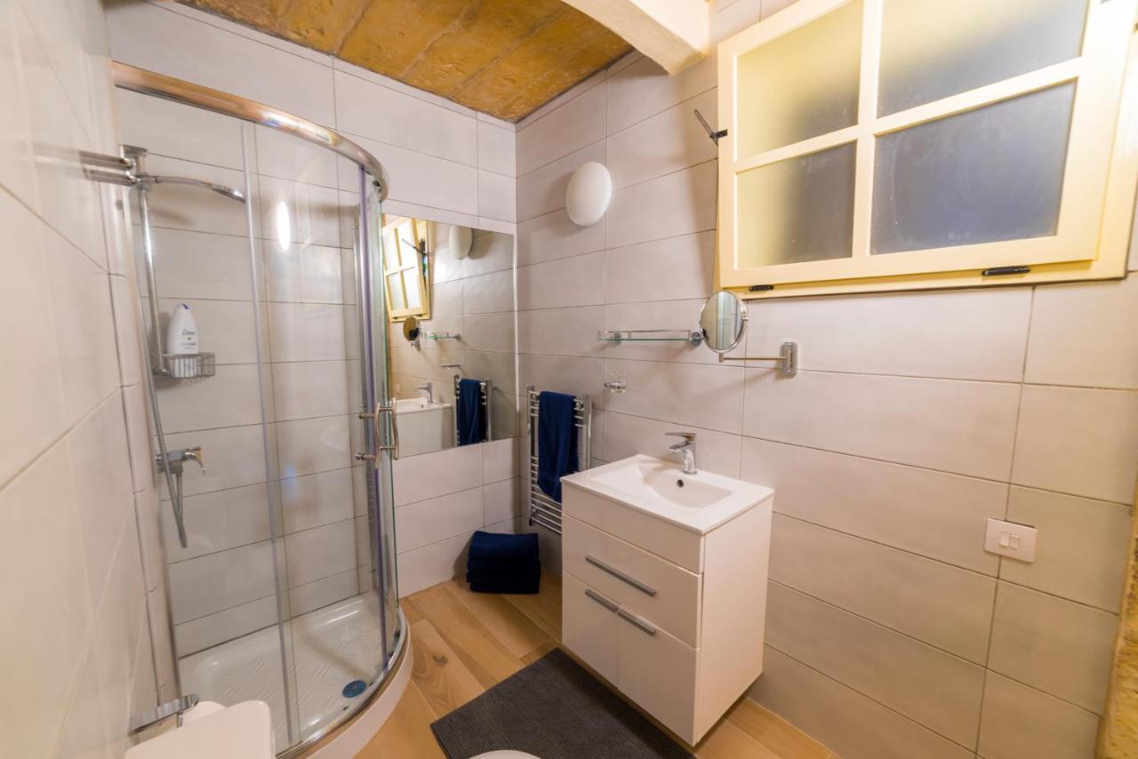 Casa San Carlo Apartment Valletta Luaran gambar